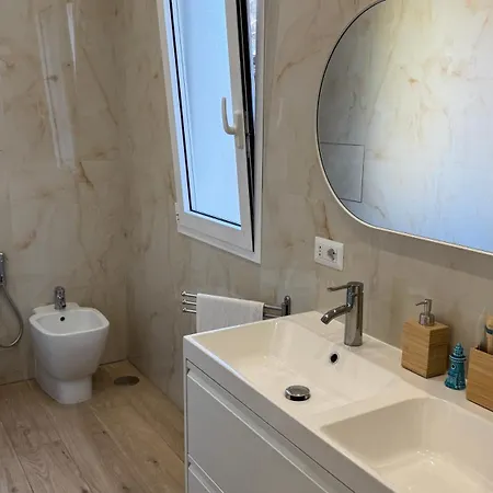 Lilium דירה *